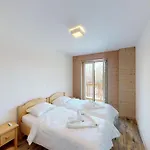 Apartment Great In *